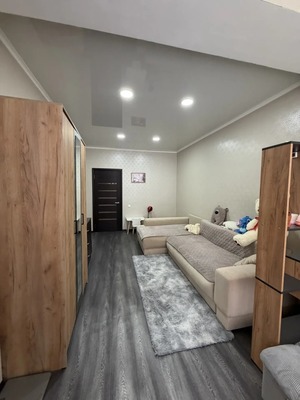 Продам однокомнатную (1-комн.) квартиру, Камская ул, 31, Симферополь г