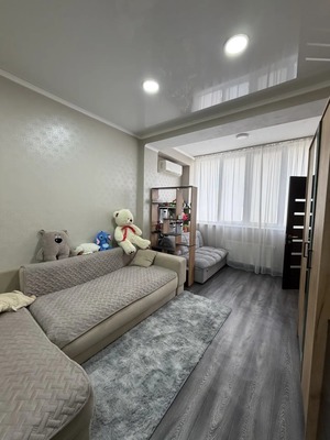 Продам однокомнатную (1-комн.) квартиру, Камская ул, 31, Симферополь г
