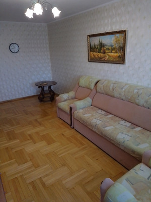 Продам трехкомнатную (3-комн.) квартиру, Азовская ул, 14, Армавир г