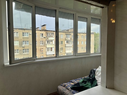 Продам трехкомнатную (3-комн.) квартиру, Керамзавода ул, 38, Рязань г