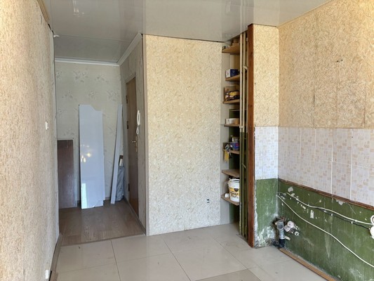 Продам трехкомнатную (3-комн.) квартиру, Керамзавода ул, 38, Рязань г