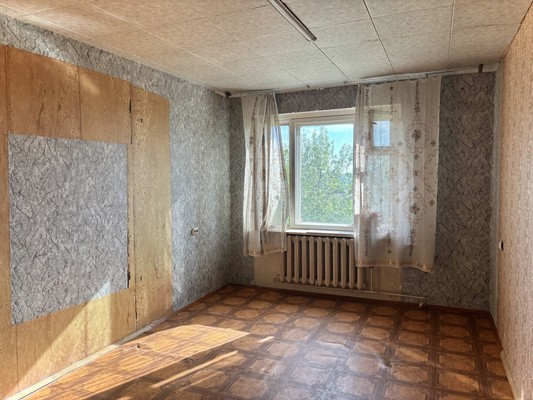 Продам трехкомнатную (3-комн.) квартиру, Керамзавода ул, 38, Рязань г