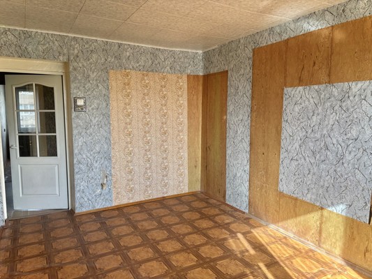 Продам трехкомнатную (3-комн.) квартиру, Керамзавода ул, 38, Рязань г