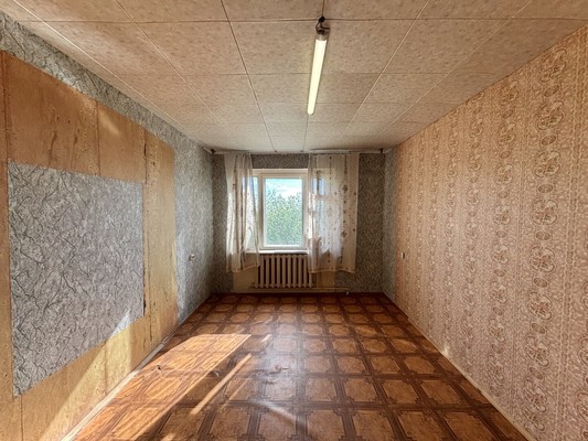 Продам трехкомнатную (3-комн.) квартиру, Керамзавода ул, 38, Рязань г