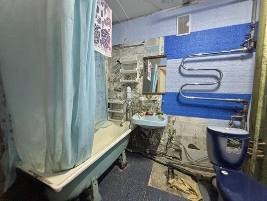 Продам трехкомнатную (3-комн.) квартиру, Керамзавода ул, 38, Рязань г