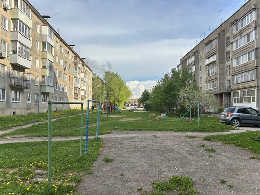 Продам трехкомнатную (3-комн.) квартиру, Керамзавода ул, 38, Рязань г