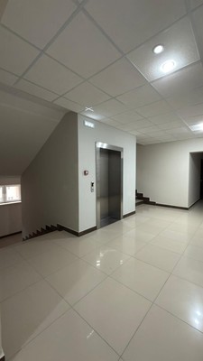Продам трехкомнатную (3-комн.) квартиру, Профсоюзная ул, 226, Вольный Аул кп