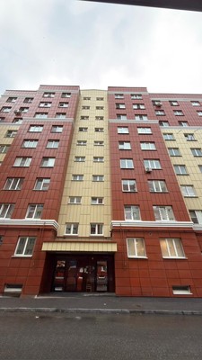 Продам трехкомнатную (3-комн.) квартиру, Профсоюзная ул, 226, Вольный Аул кп