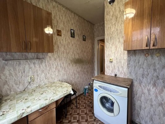 Продам двухкомнатную (2-комн.) квартиру, Рихарда Зорге ул, 38, Казань г