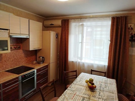 Продам двухкомнатную (2-комн.) квартиру, ГСК-2 Юбилейный тер, 23, Подольской машинно-испытательной станции п