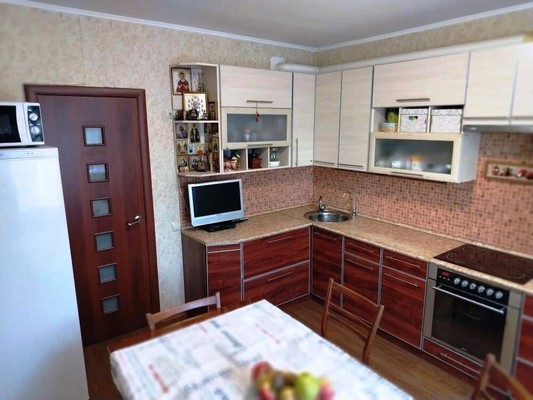 Продам двухкомнатную (2-комн.) квартиру, ГСК-2 Юбилейный тер, 23, Подольской машинно-испытательной станции п