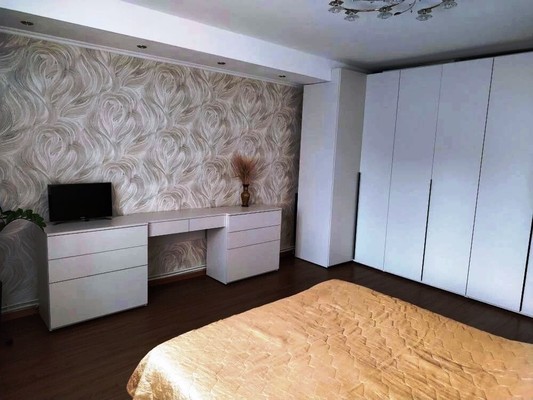 Продам двухкомнатную (2-комн.) квартиру, ГСК-2 Юбилейный тер, 23, Подольской машинно-испытательной станции п