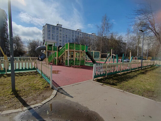 Продам однокомнатную (1-комн.) квартиру, Ореховый б-р, 39к2, Москва г