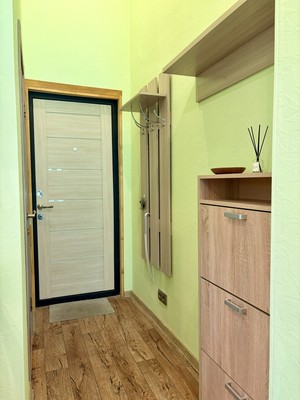 Продам однокомнатную (1-комн.) квартиру, Яхромская ул, 3, Москва г