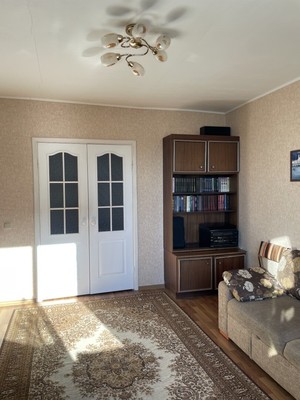 Продам двухкомнатную (2-комн.) квартиру, Вересова ул, 5, Великий Новгород г