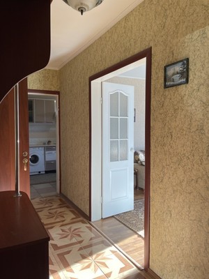 Продам двухкомнатную (2-комн.) квартиру, Вересова ул, 5, Великий Новгород г