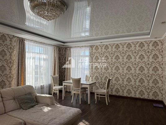 Продам дом, Комсомольская ул, 43, Южно-Сахалинск г, 0 км от города