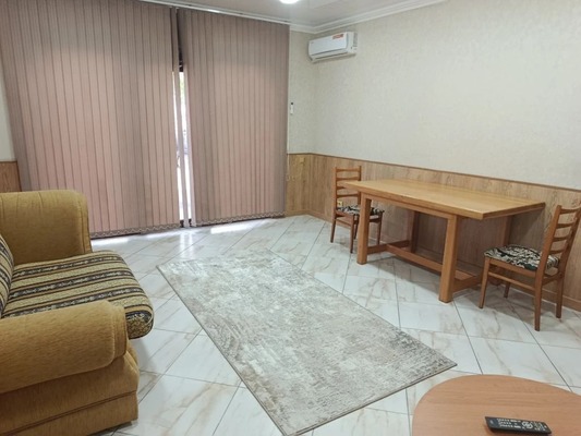 Сдам двухкомнатную (2-комн.) квартиру, Желябова ул, 38, Симферополь г