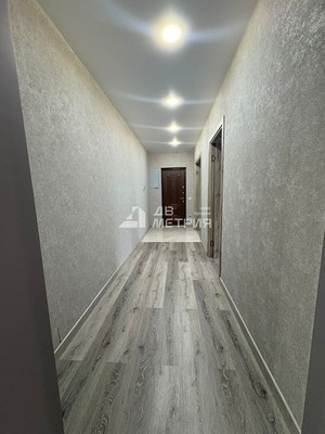 Продам трехкомнатную (3-комн.) квартиру, Мира пр-кт, 371кБ, Южно-Сахалинск г