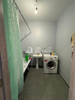 Продам двухкомнатную (2-комн.) квартиру, Весенняя ул, 3, Новотроицкое с