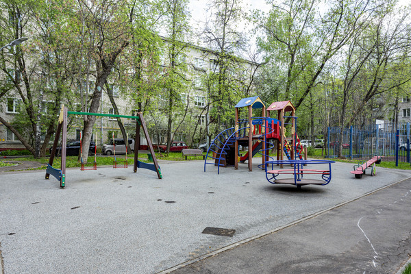 Продам трехкомнатную (3-комн.) квартиру, Ватутина ул, 2к2, Москва г