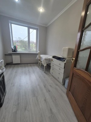 Продам трехкомнатную (3-комн.) квартиру, Ленина ул, 299, Южно-Сахалинск г