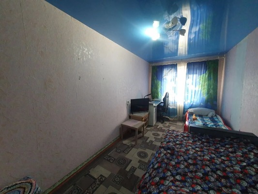 Продам трехкомнатную (3-комн.) квартиру, Кирова ул, 7, Кропоткин г