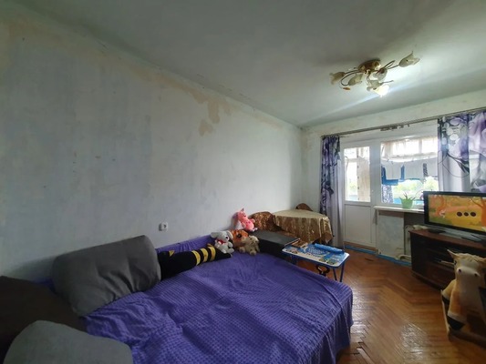 Продам трехкомнатную (3-комн.) квартиру, Кирова ул, 7, Кропоткин г