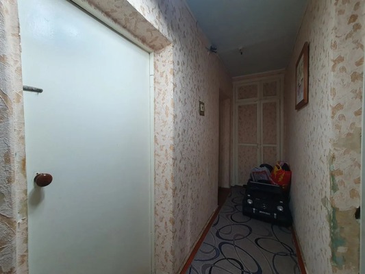 Продам трехкомнатную (3-комн.) квартиру, Кирова ул, 7, Кропоткин г