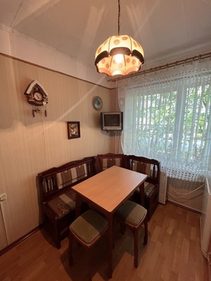 Продам трехкомнатную (3-комн.) квартиру, Генерала Хазова ул, 10А, Пушкин г
