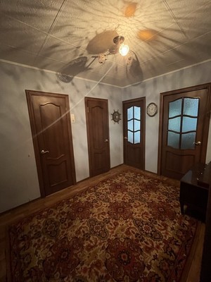 Продам трехкомнатную (3-комн.) квартиру, Генерала Хазова ул, 10А, Пушкин г