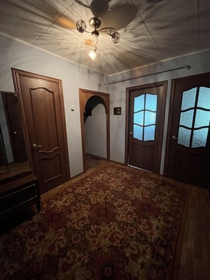 Продам трехкомнатную (3-комн.) квартиру, Генерала Хазова ул, 10А, Пушкин г