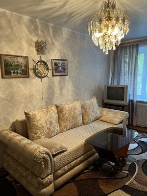 Продам трехкомнатную (3-комн.) квартиру, Генерала Хазова ул, 10А, Пушкин г