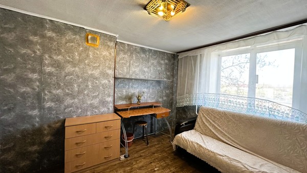Продам комнату в 5-комн. квартире, Пограничная ул, 65, Южно-Сахалинск г
