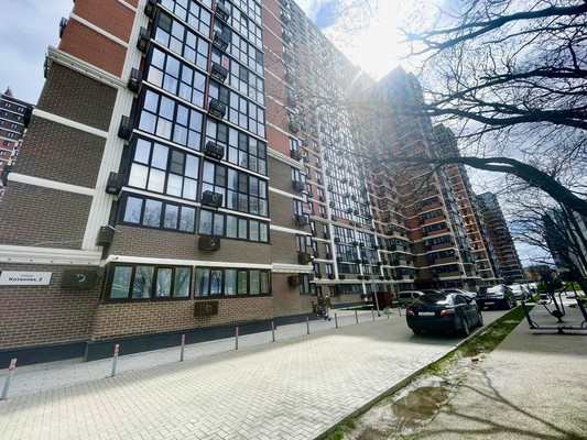 Продам однокомнатную (1-комн.) квартиру, Котанова ул, 2, Новороссийск г