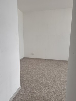 Продам однокомнатную (1-комн.) квартиру, Лесников ул, 49, Красноярск г