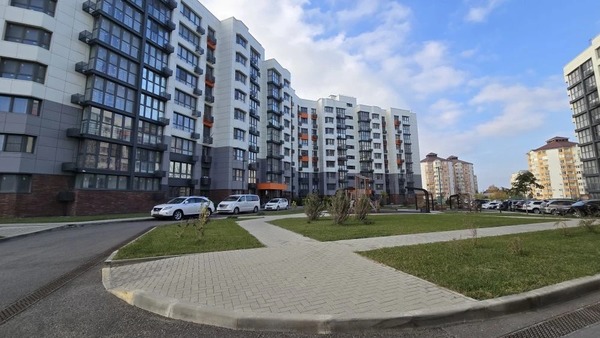 Продам двухкомнатную (2-комн.) квартиру, Крылова ул, 13к2, Анапа г
