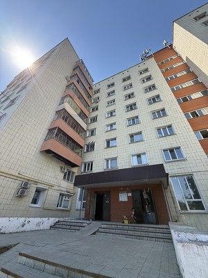 Продам комнату в 8-комн. квартире, Оренбургский Тракт ул, 2, Казань г