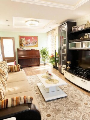 Продам трехкомнатную (3-комн.) квартиру, Нижегородская ул, 88к2, Москва г
