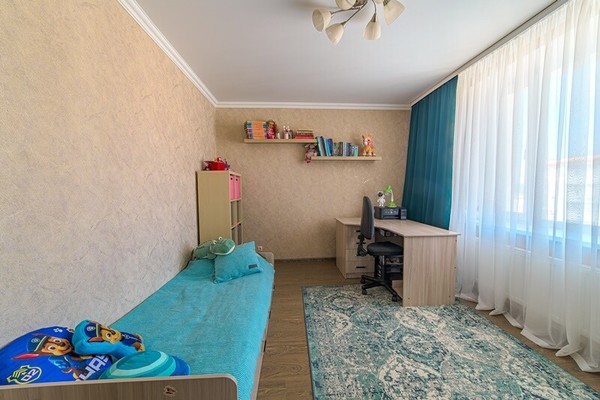 Продам двухкомнатную (2-комн.) квартиру, Центральная ул, 16, Засечное с
