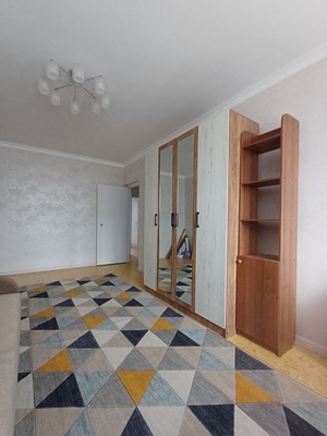 Сдам двухкомнатную (2-комн.) квартиру, Новокосинская ул, 17к6, Москва г