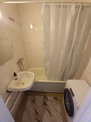 Сдам двухкомнатную (2-комн.) квартиру, Новокосинская ул, 17к6, Москва г