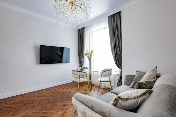 Продам трехкомнатную (3-комн.) квартиру, Вильгельма Пика ул, 1, Москва г