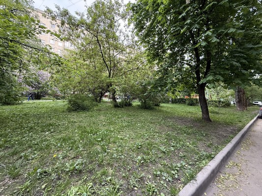Продам комнату в 3-комн. квартире, Совхозная ул, 18к1, Москва г