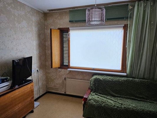 Продам двухкомнатную (2-комн.) квартиру, Интернациональная ул, 13, Костомукша г