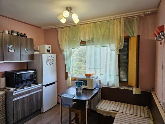 Продам двухкомнатную (2-комн.) квартиру, Интернациональная ул, 13, Костомукша г