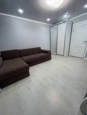 Продам двухкомнатную (2-комн.) квартиру, им. Тургенева ул, 181, Краснодар г