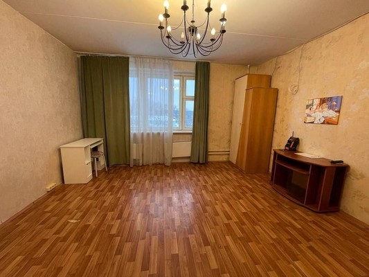 Продам однокомнатную (1-комн.) квартиру, Восточный мкр, 1, Октябрьский рп