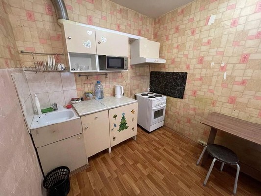 Продам однокомнатную (1-комн.) квартиру, Восточный мкр, 1, Октябрьский рп