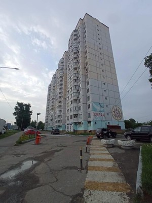 Продам однокомнатную (1-комн.) квартиру, Восточный мкр, 1, Октябрьский рп